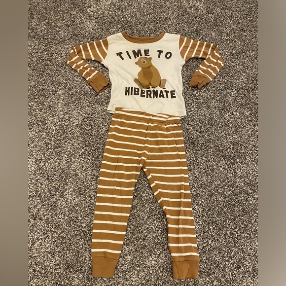 Carter’s Pajama Bundle! Boys size 3T - Picture 5 of 8